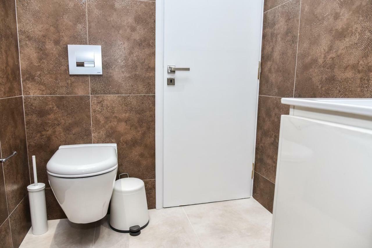 Modern Apartment At Exarchia 1 Bed 2 Pers 아테네 외부 사진