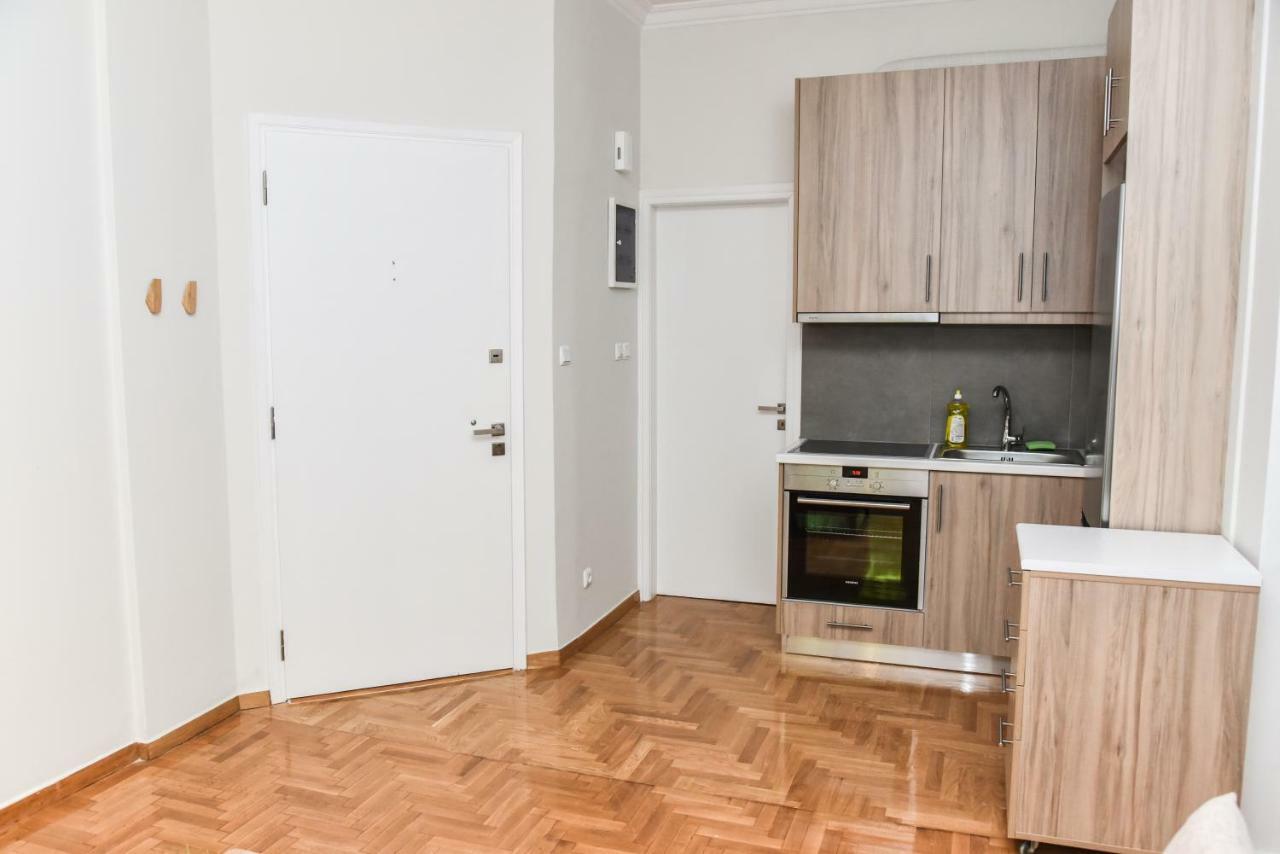 Modern Apartment At Exarchia 1 Bed 2 Pers 아테네 외부 사진